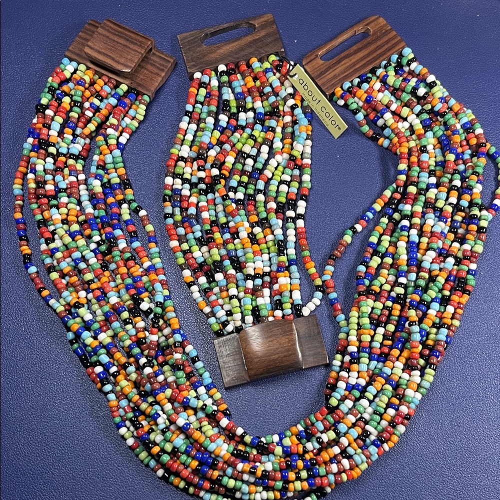 NWT Multi-strand/color seed bead necklace/bracelet set Made in Indonesia